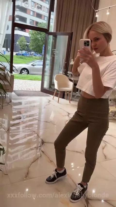 blonde, colombiana, masturbation by alexiababyblonde