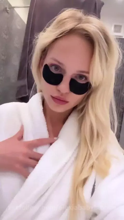 bigboobs, bigtits, lesbian by alexiababyblonde