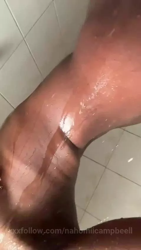 Sexy slowly shower 💦🥵 by nahomiicampbeell