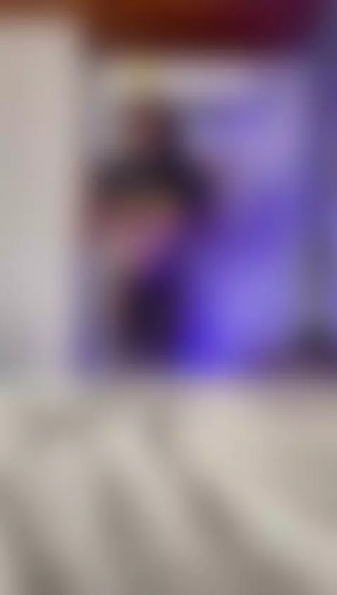 Play of hands over the body 😈 by nahomiicampbeell