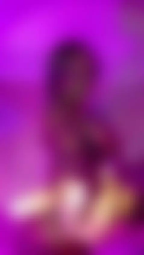 Come here and let me show you how fast i can make you cum 🔥🤤 by nahomiicampbeell