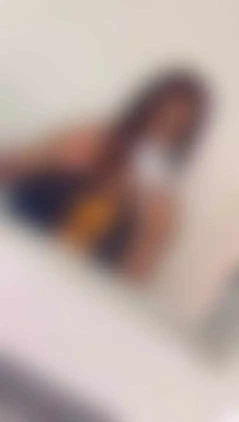 PREPARING THIS SWEET FACE TO RECEIVE YOUR MILK 💋🤍💦 by nahomiicampbeell