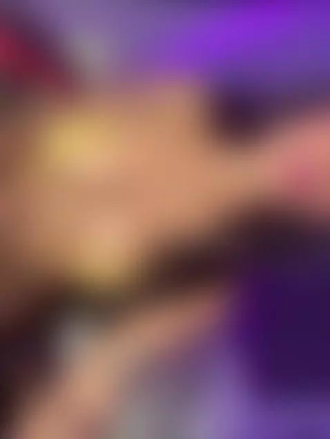 Happy tuesday my love 💞 Tell me how is your day going? by ciara-blake