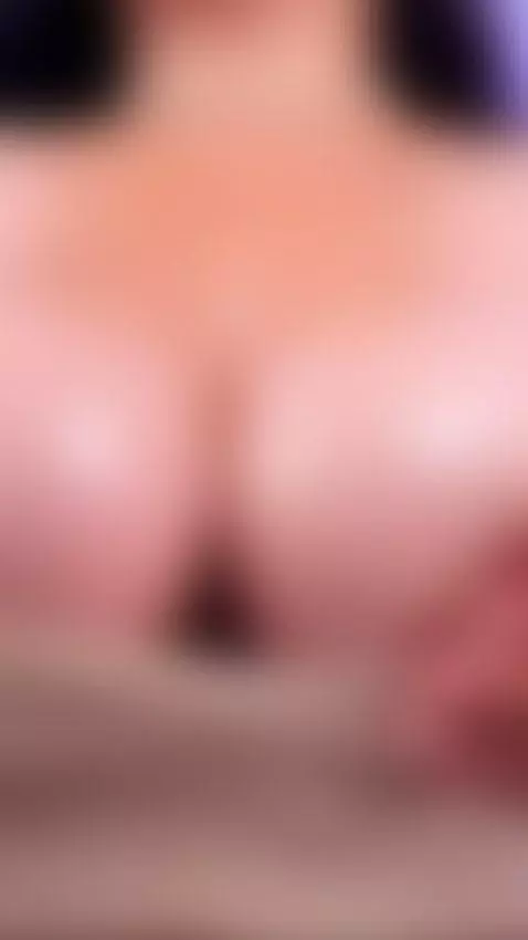 Put your face in my tits by saraparkeer1