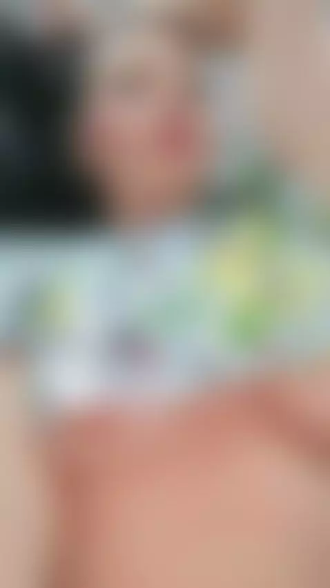 Boobs out by saraparkeer1