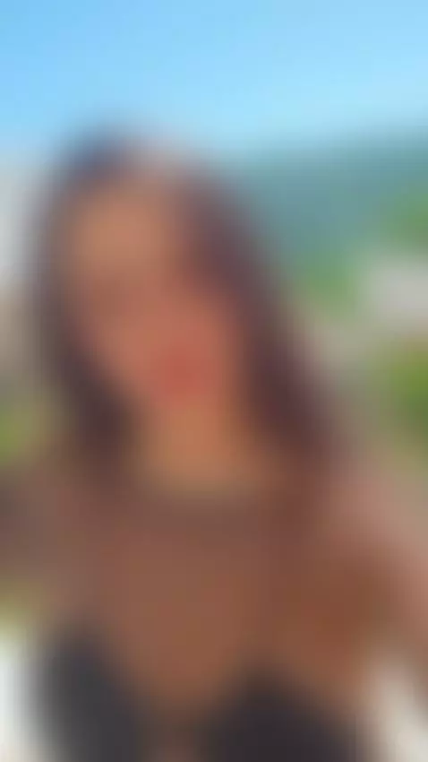 Enjoying the day by susanjovex