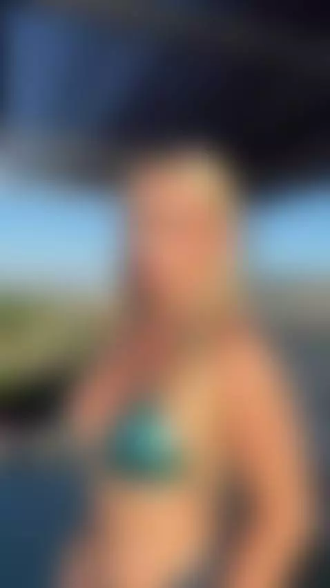 public, bigass, bigboobs by lolafans