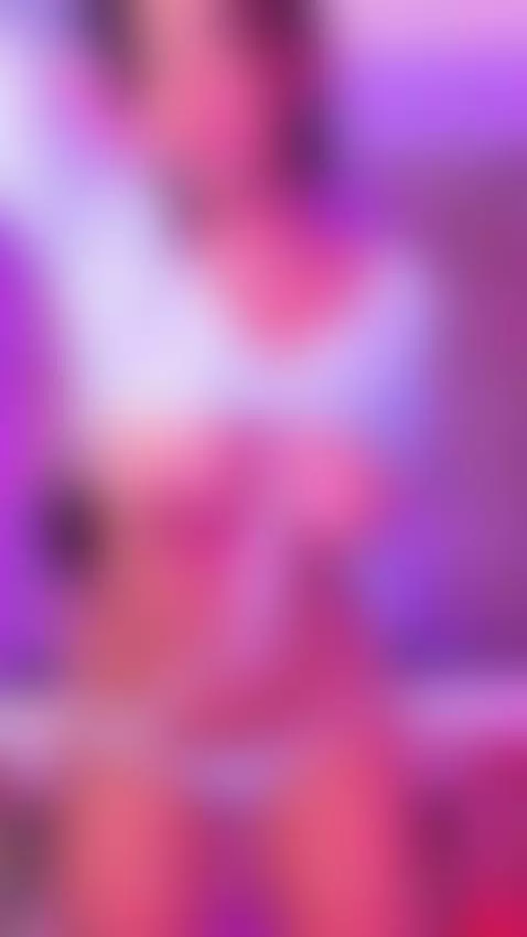 🥵 by sophiefoxy18