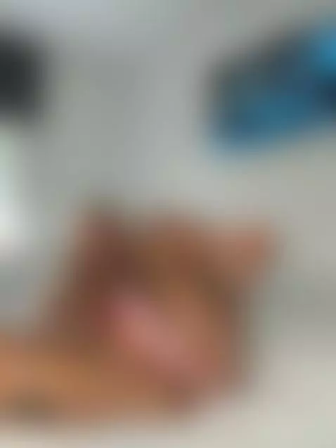 My legs are trembling, click to see the reason by clovergreen