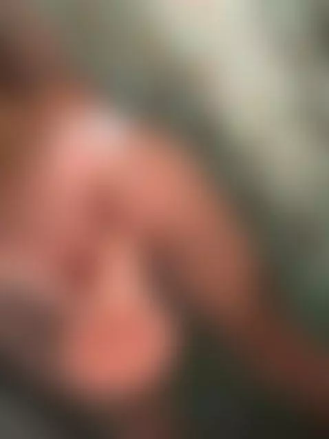 I can’t stop screaming, click to see why by clovergreen