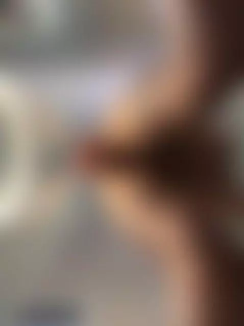 It's making me squirm, click to watch closely by clovergreen