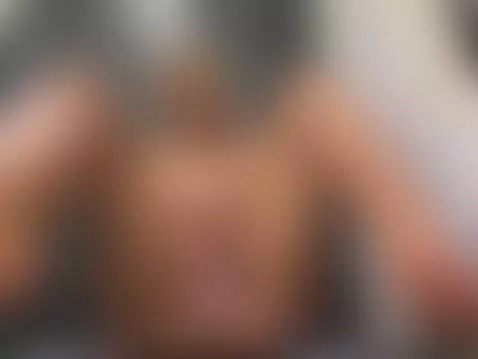 I'm arching my back, click to see why by clovergreen