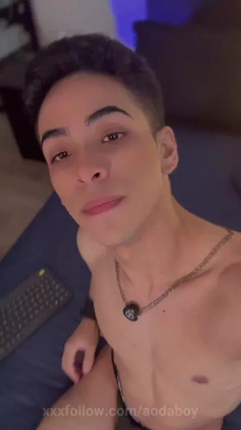 pretty face by aodaboy