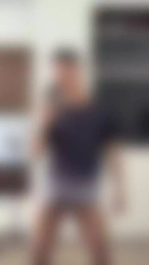 shaking my cock by aodaboy