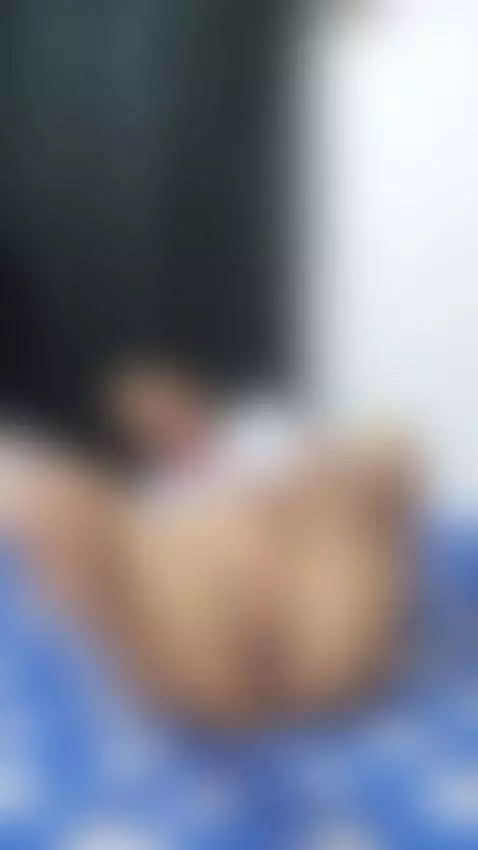 vente a pasar un buen rato conmigo 😈 by honeybluee