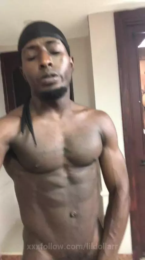 there is a little tension in the air by lildollarr