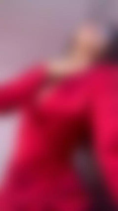 nunca puedo tocarme, solo verme y no hacer corridos by shanabellucii