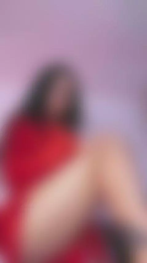 Feel the weight of my leg on your submissive shoulders ! by shanabellucii