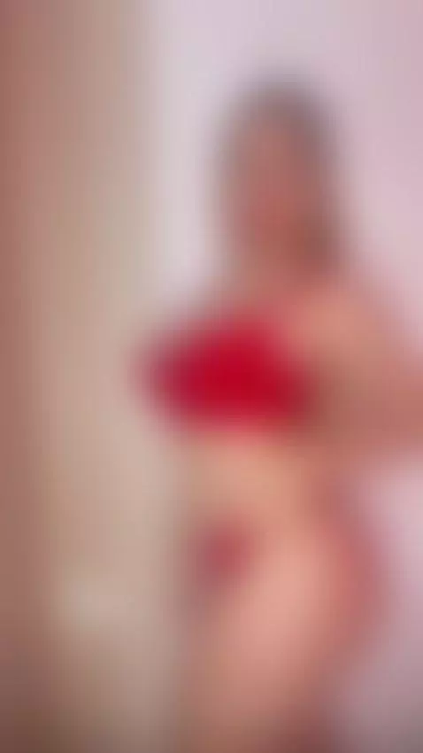 touch me 👅 by blonde25