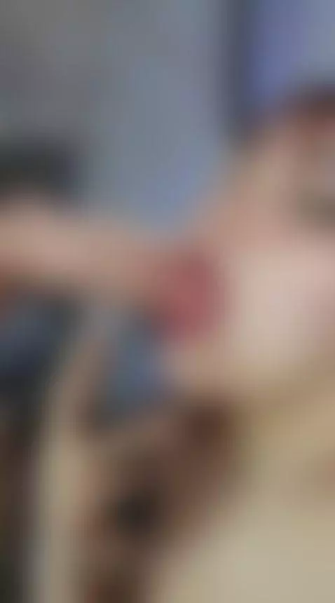 How rich your milk on my skin 
https://es.chaturbate.com/b/l... by lunaa-moore