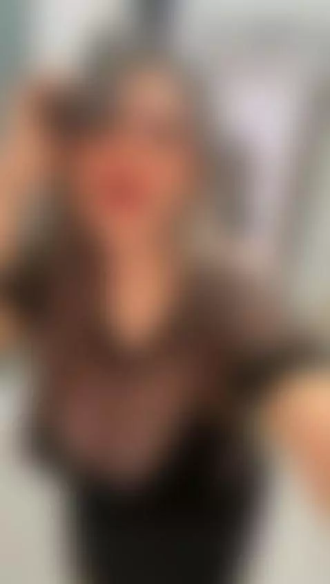 I love when someone notices what others don't... that's wher... by naomyyrivera