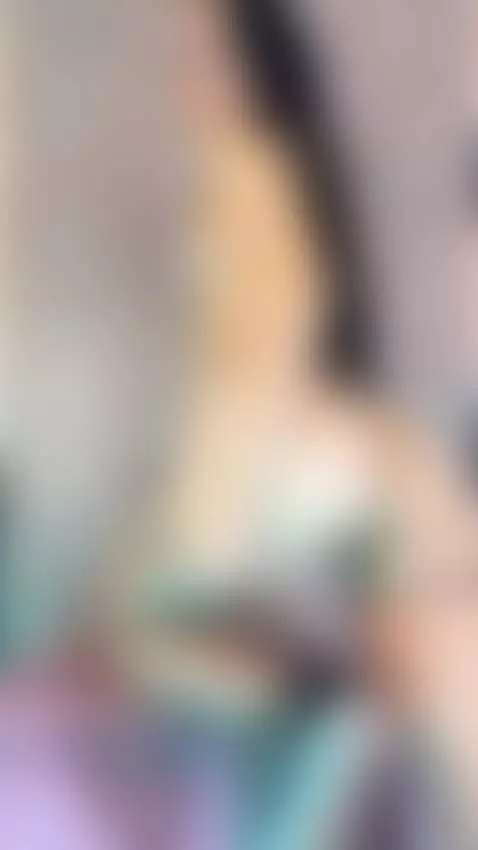 Come to my room, to play by miafischer