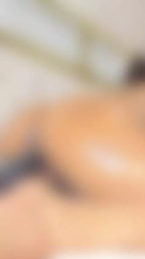 I love how it feels in this position.❌ by meganrouussee