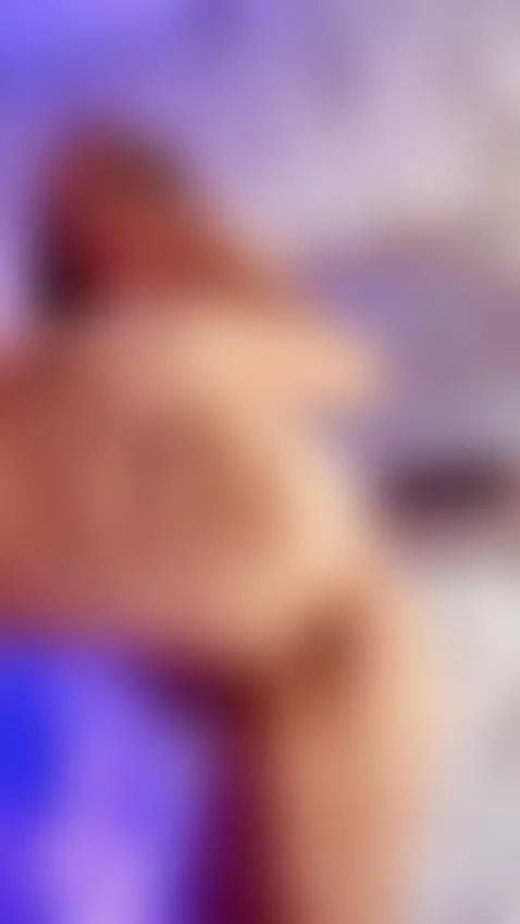 just a little inside by lyenrae