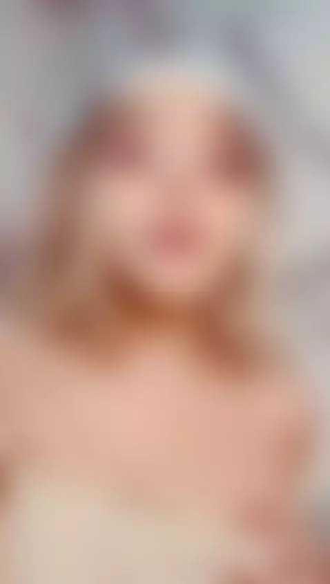 A sexy cosplay of a girl from the 50s, is cute and very naug... by sofiacute