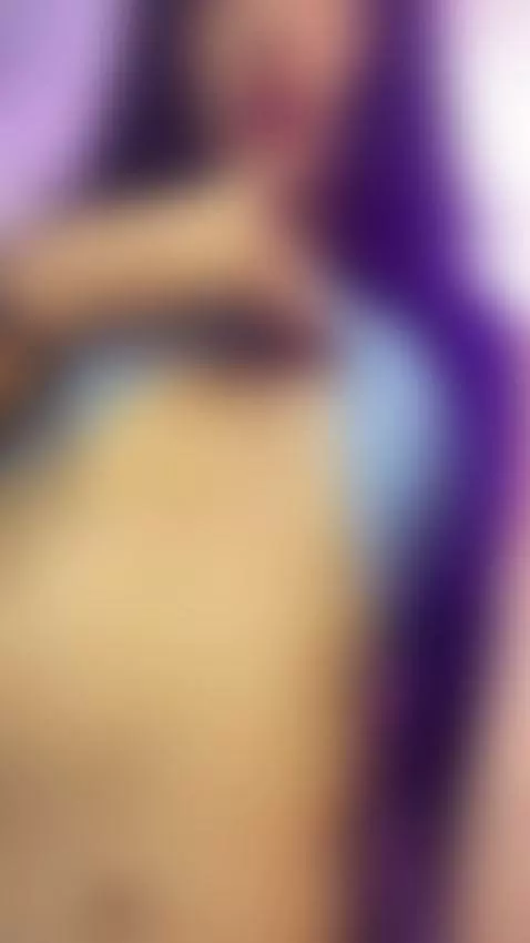 just a little look, i know, you wanna more 😚😊 by melodyysweet