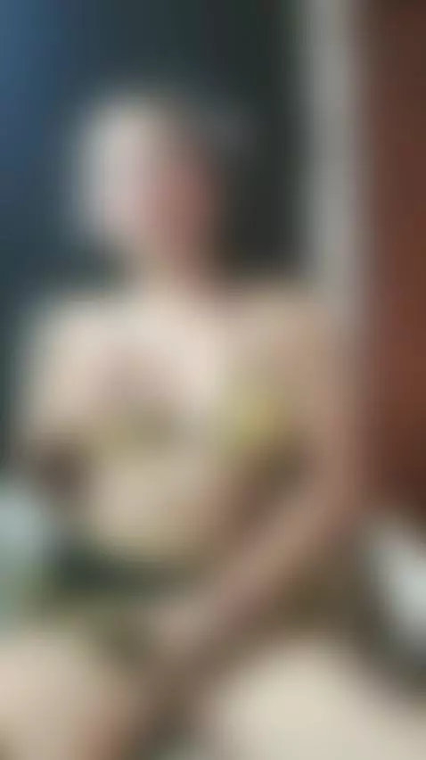 Don't you want to give me your honey? by liahlust