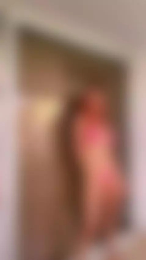 pink 🩷 by krispeachie