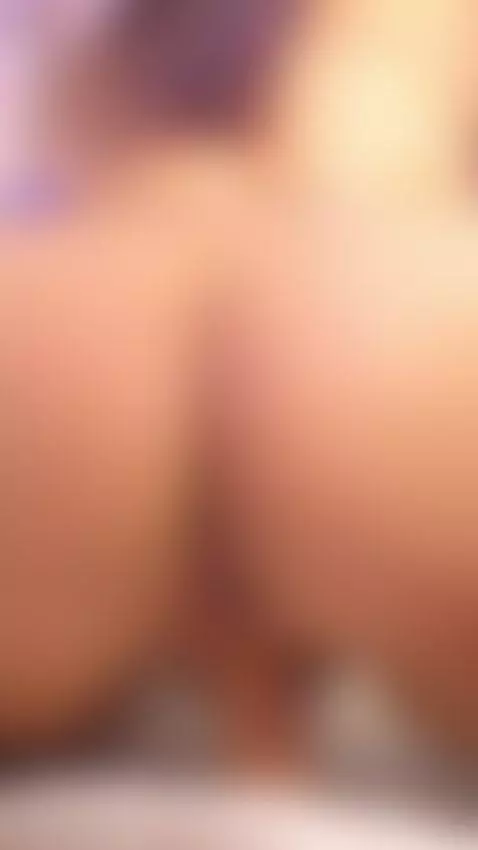 Fat ass and huge ride cock 😈🔥 by hillaryuckerman