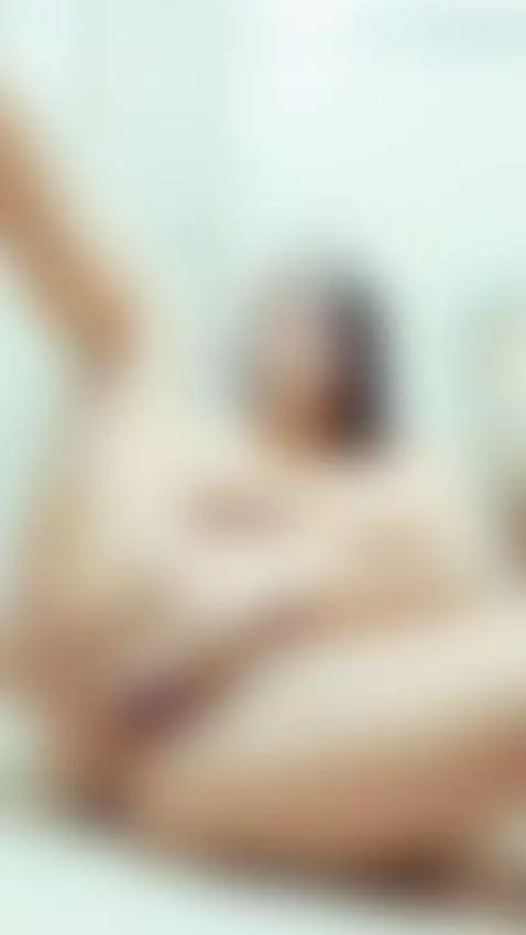 very hot...💦❤️‍🔥🔥🥵 by hillaryuckerman