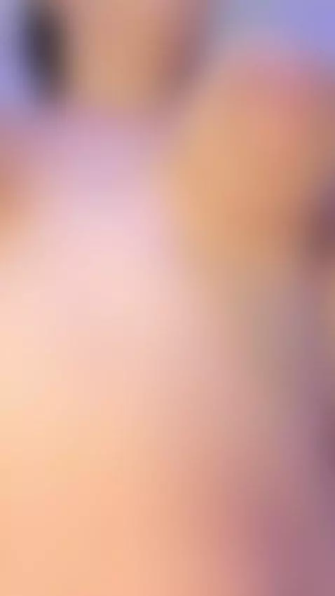 My huge tits😈🔥 by hillaryuckerman