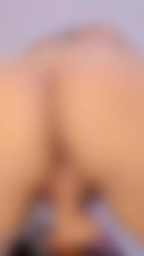 ride dildo 🥵😈❤️‍🔥🍒🫦 by hillaryuckerman