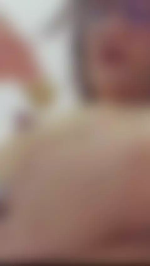 oil on my tits🍒💦 by julliettepretty