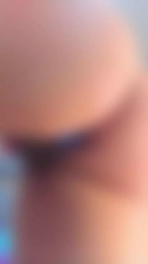 Tell me what lights you up... and I'll set it on fire 😈🔥🍑💦💦 by julliettepretty