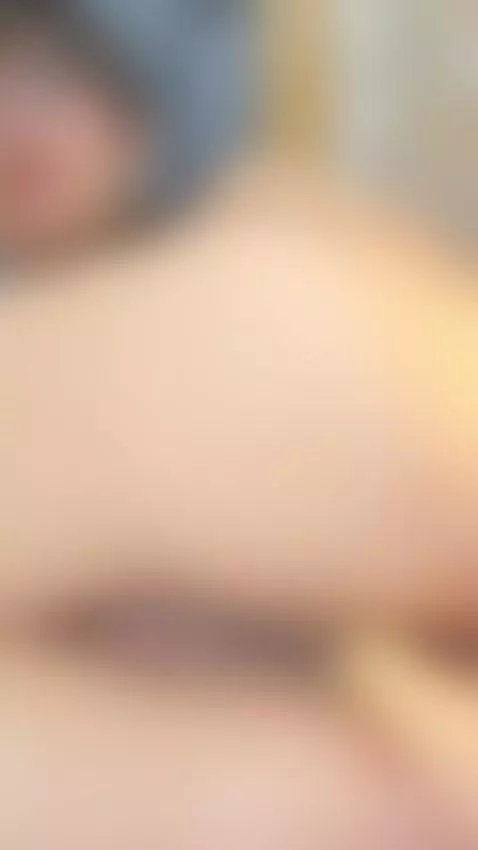 Connect me with your cock 😏😏😏 by julliettepretty