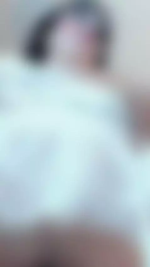 touching me🔥 by julliettepretty