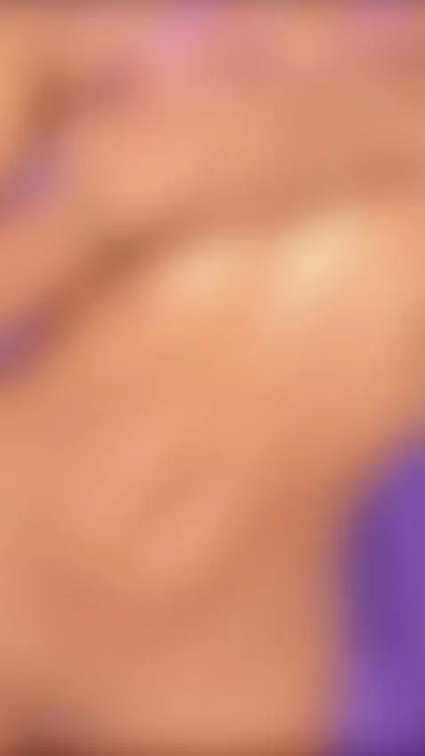 Oil in my body😈 by meghanstonne