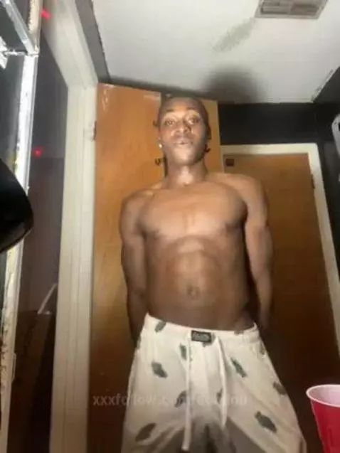 DON'T ANY COPYRIGHTS <3 by dondou