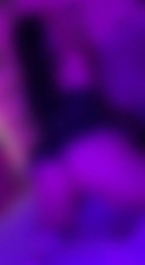 MY GREAT ass vibrates by emmabekerrrr