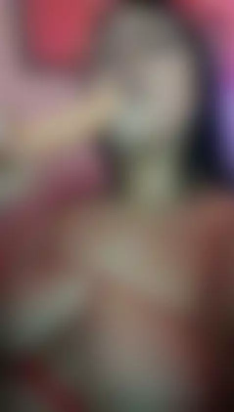 Video by emmabekerrrr