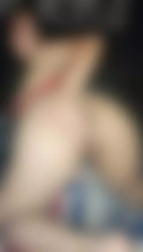 Video by emmabekerrrr