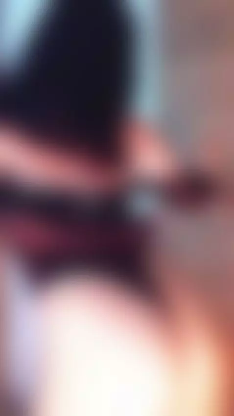 A saxy dance doesn't go amiss. by emmawees