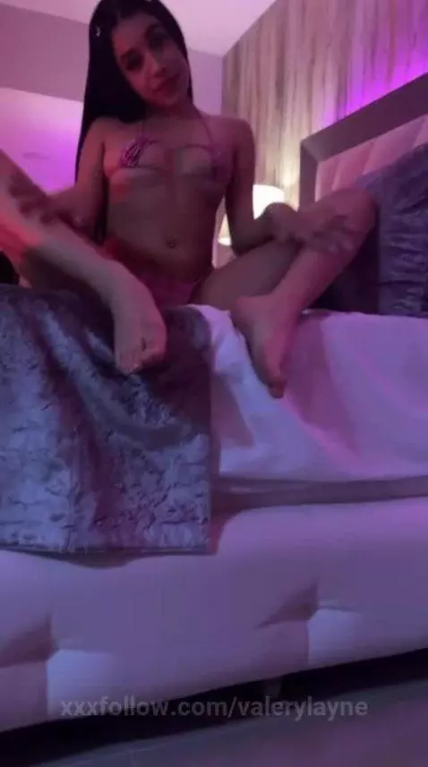 Fuck me hard while I scream for more by valerylayne