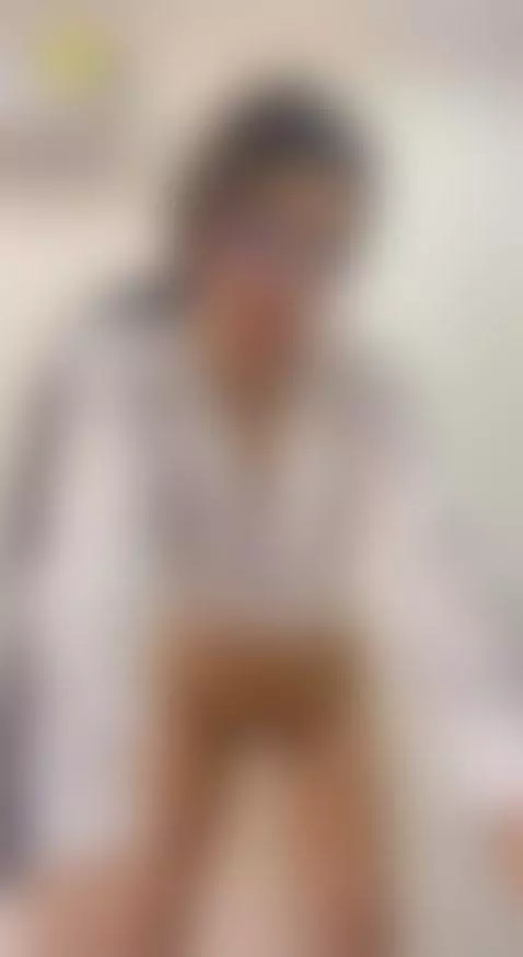 Waiting you in my room by celestteevan