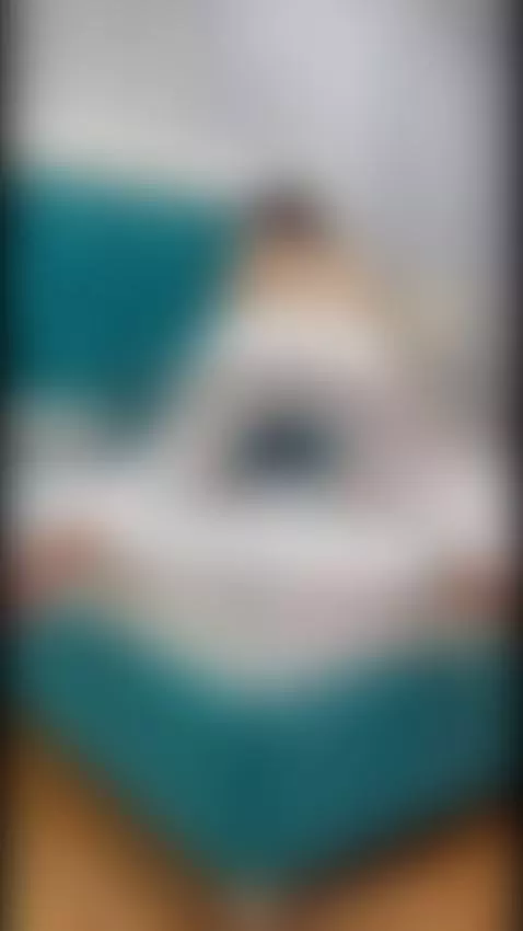 Come here and spank me by emmavixien