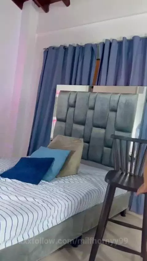 WELCOME by milfhornyy99